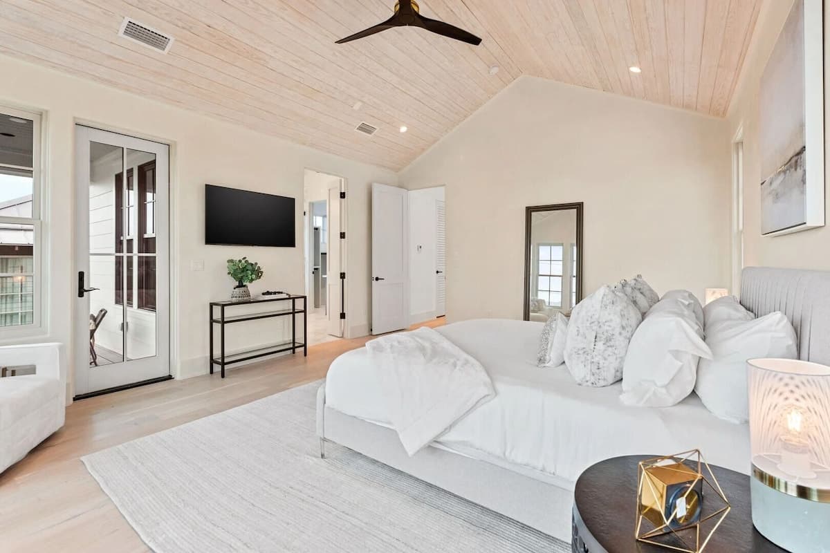 Katydid Beach Bungalow - Image 14