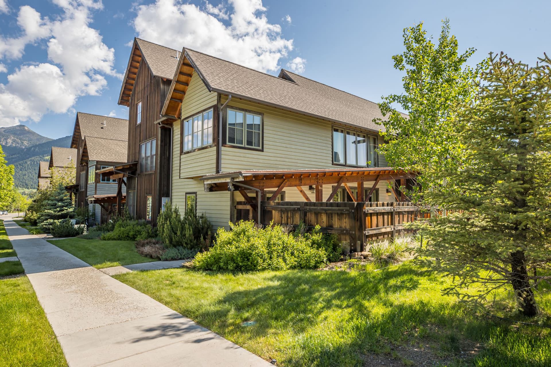 Essentia Townhome #167A - Image 35