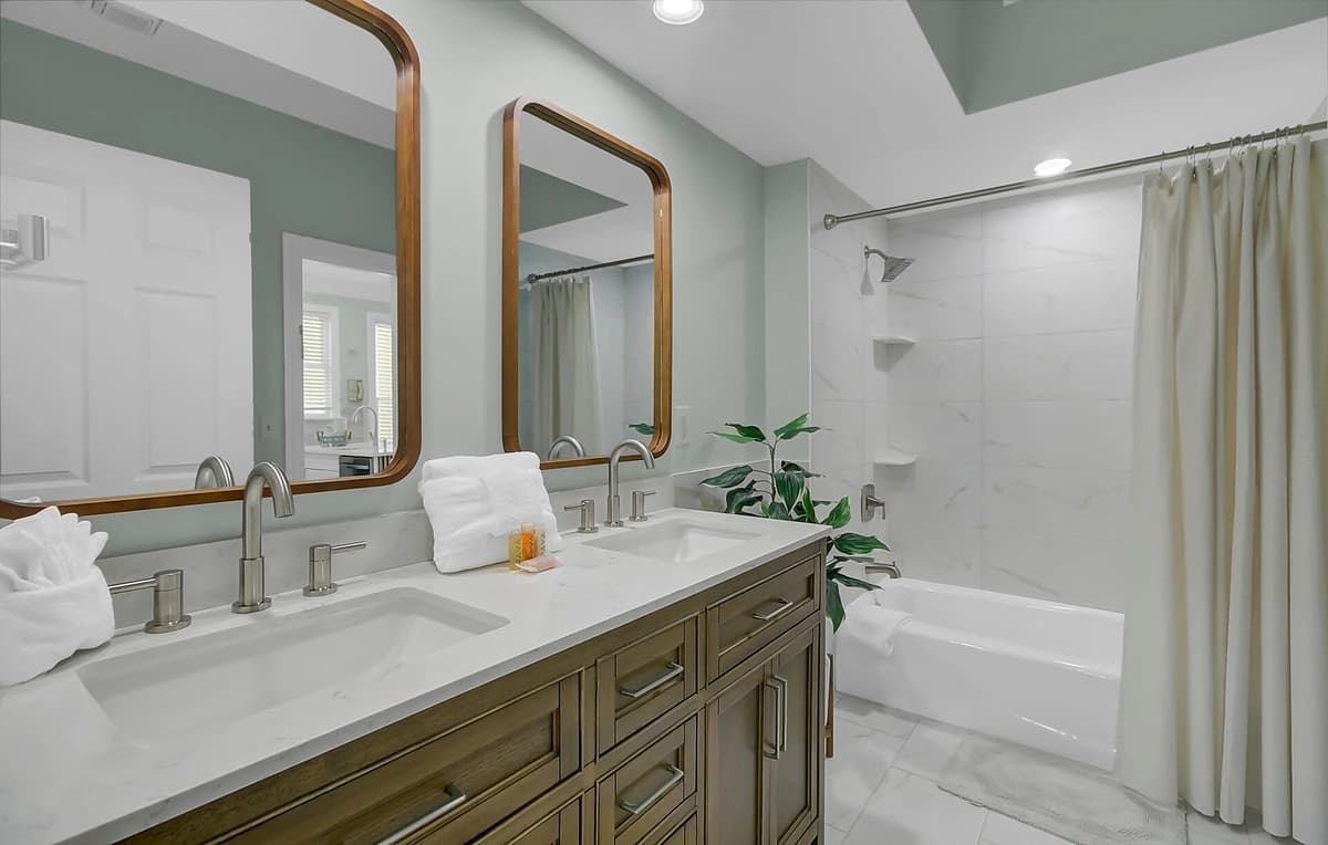 Grand Pavilion #109 - Image 11