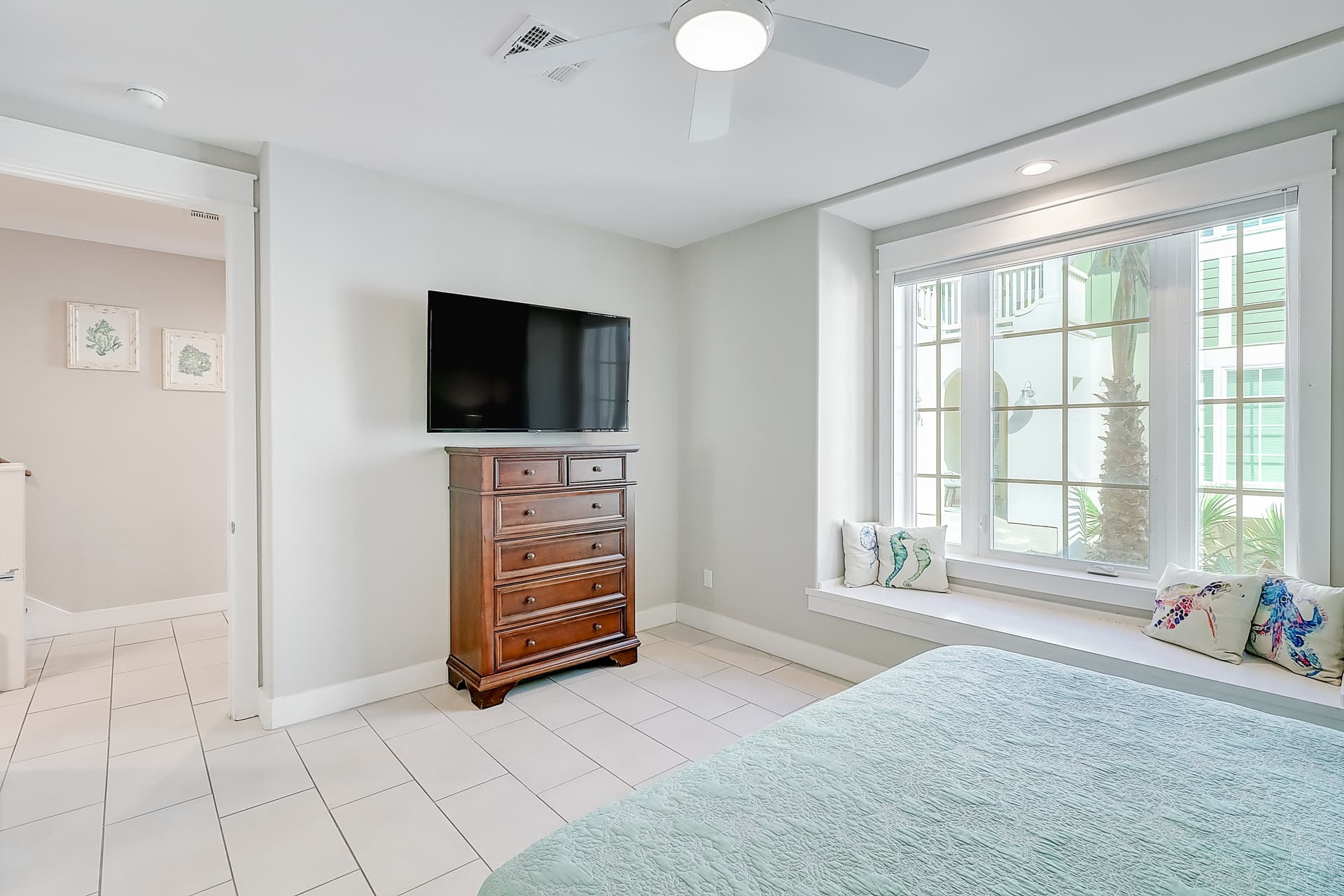 Gabby’s Retreat - Image 26