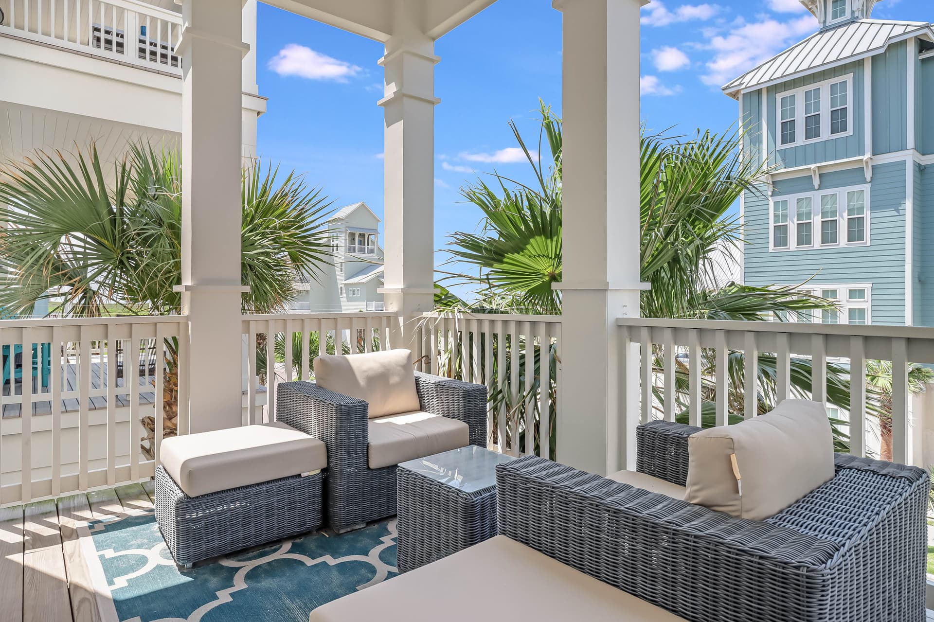 Wave and Sea House - Image 27