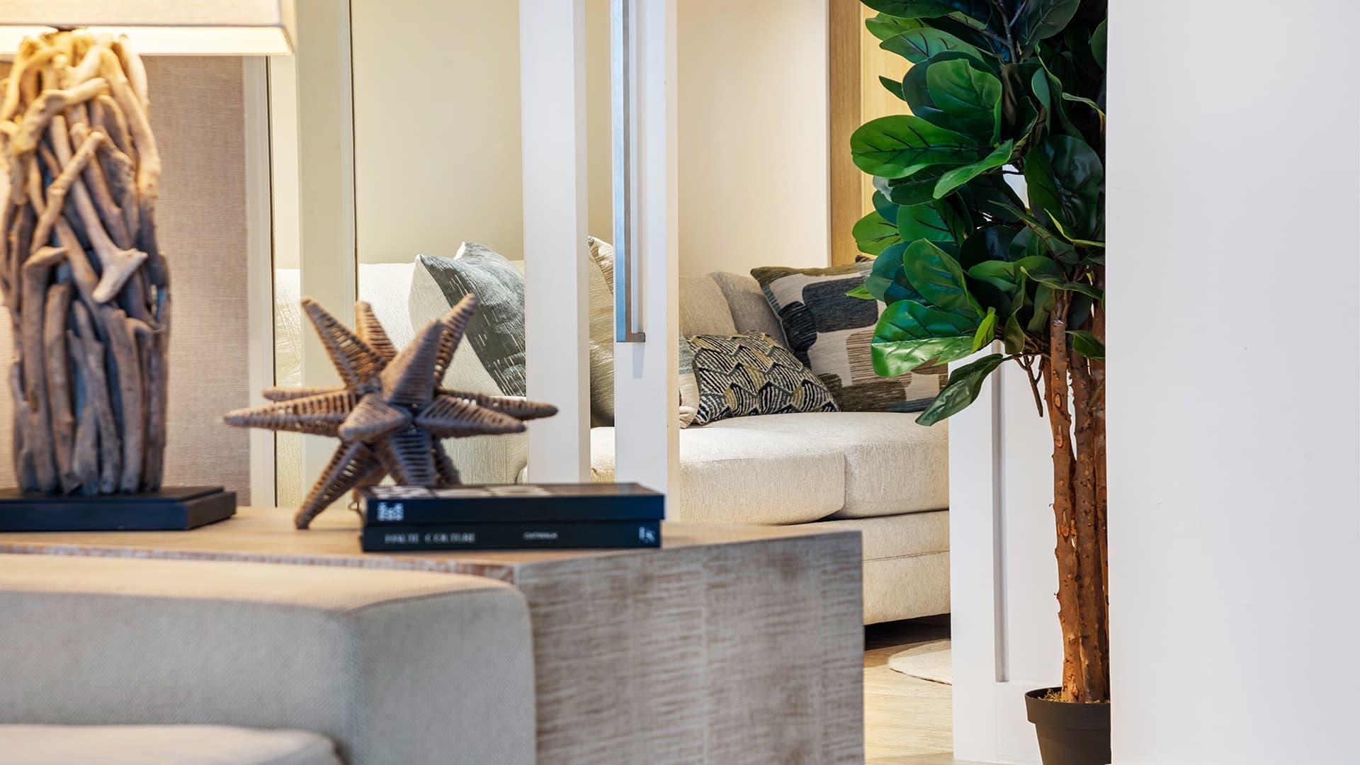 1 Hotel & Homes Residence #904 - Image 12