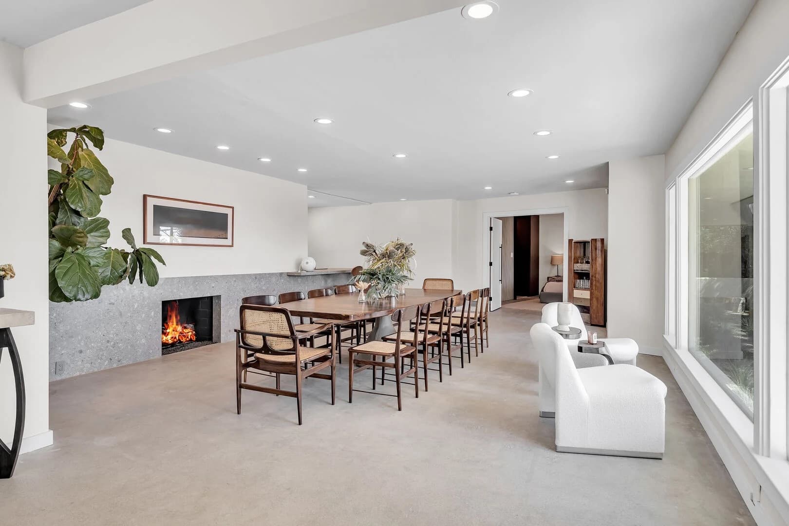 Sunset Plaza View - Image 10