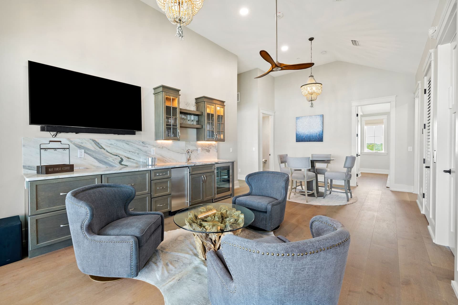 Emerald View - Image 33