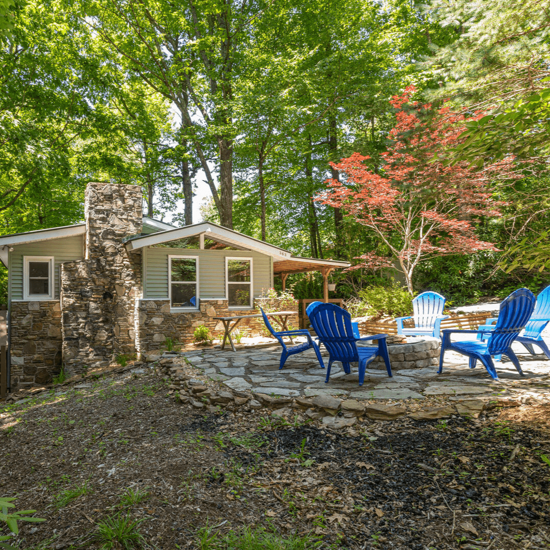 Cozy Cottage - Image 1