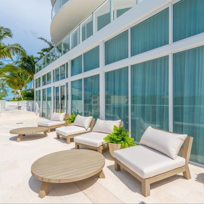 Coral Residence - Image 1