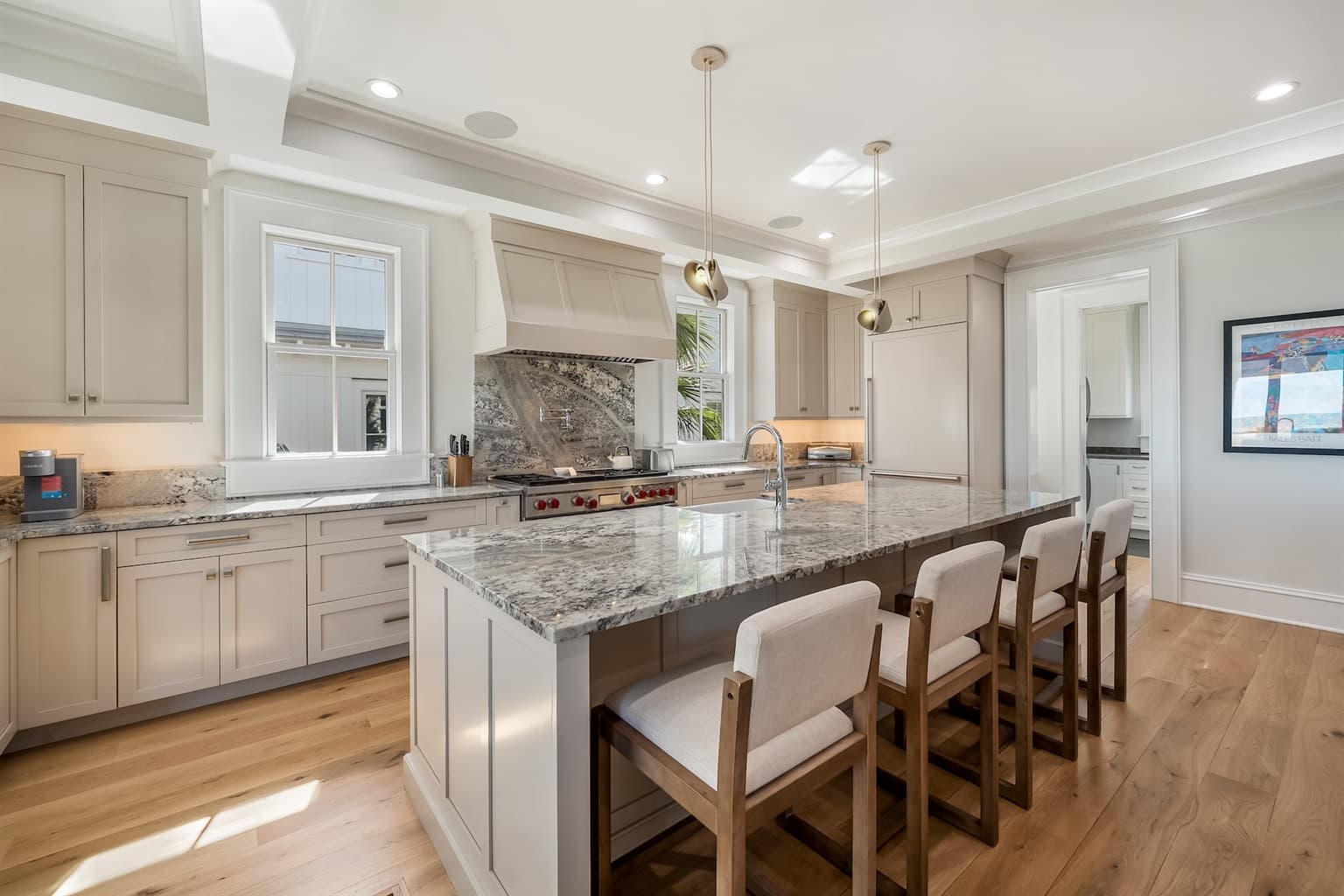 Beach Shelter - Image 4