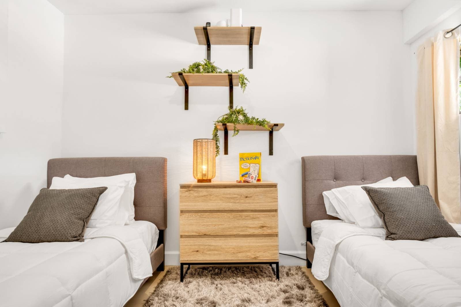 Urban Seaside - Image 31