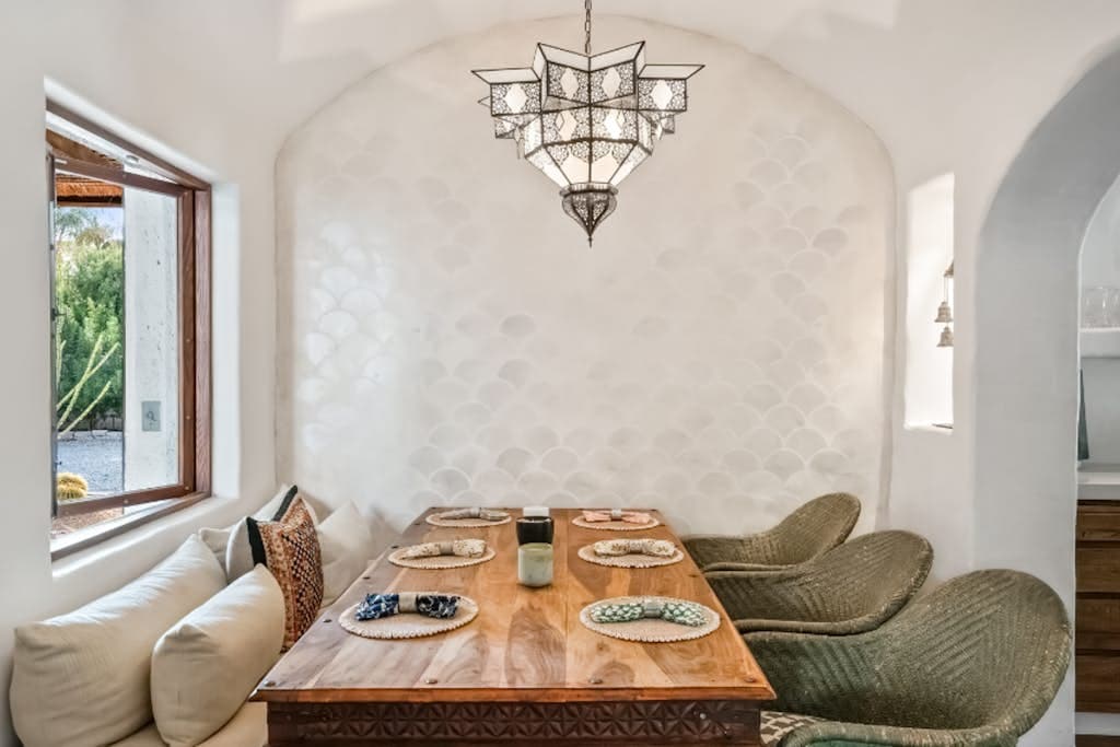 Hacienda Hideaway - Image 15