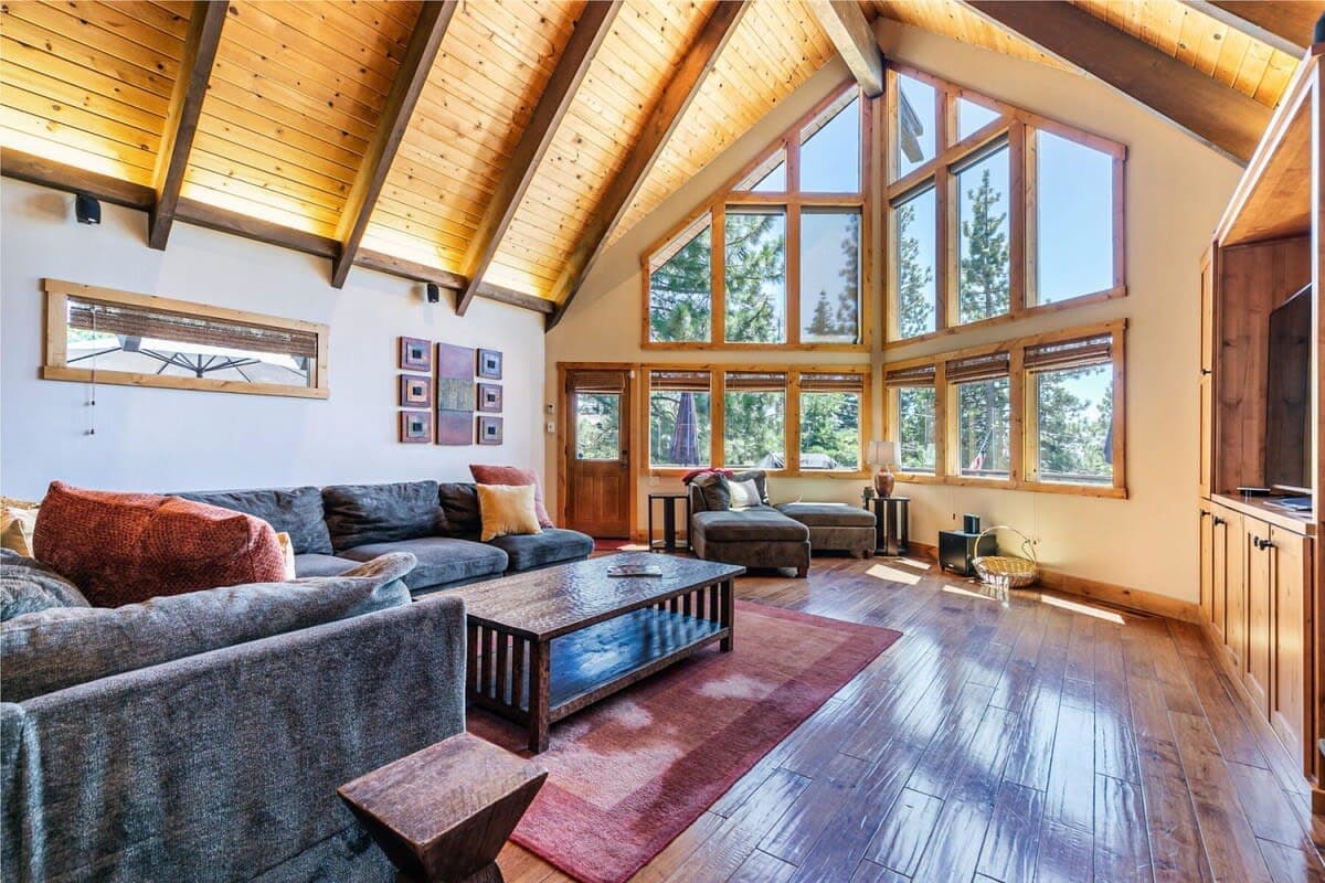 EJ's Point - Image 10