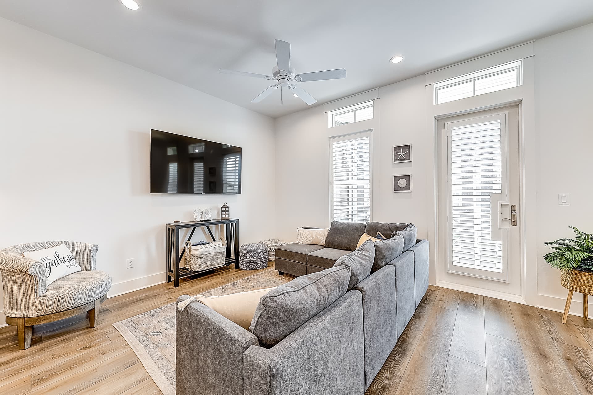 Driftwood Cottage - Image 2