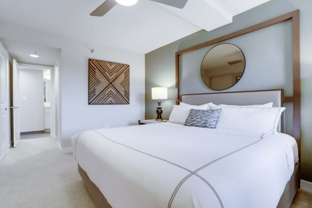 Clarendon Courtland - Image 3