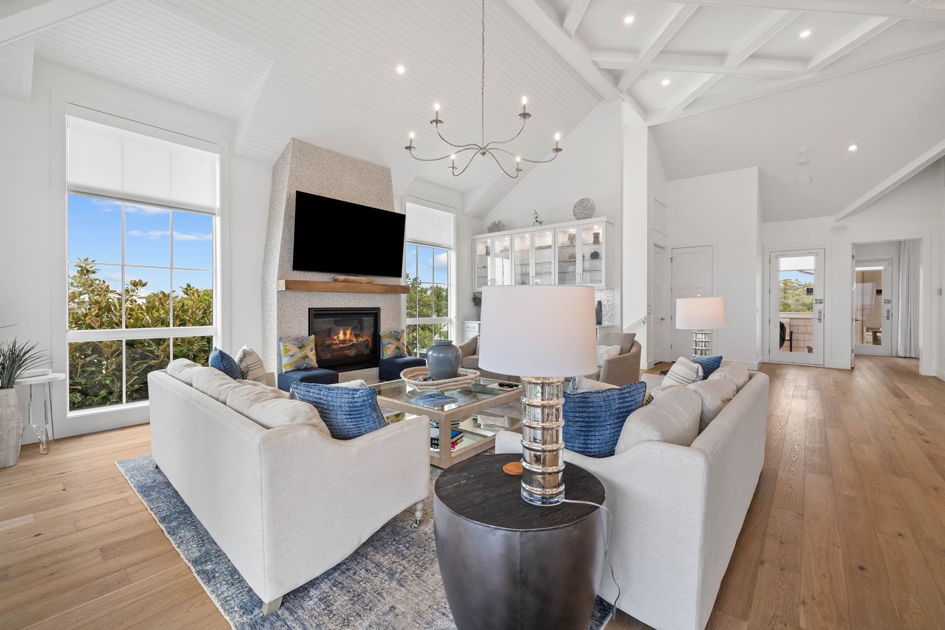 Eyes on Sunrise - Image 7