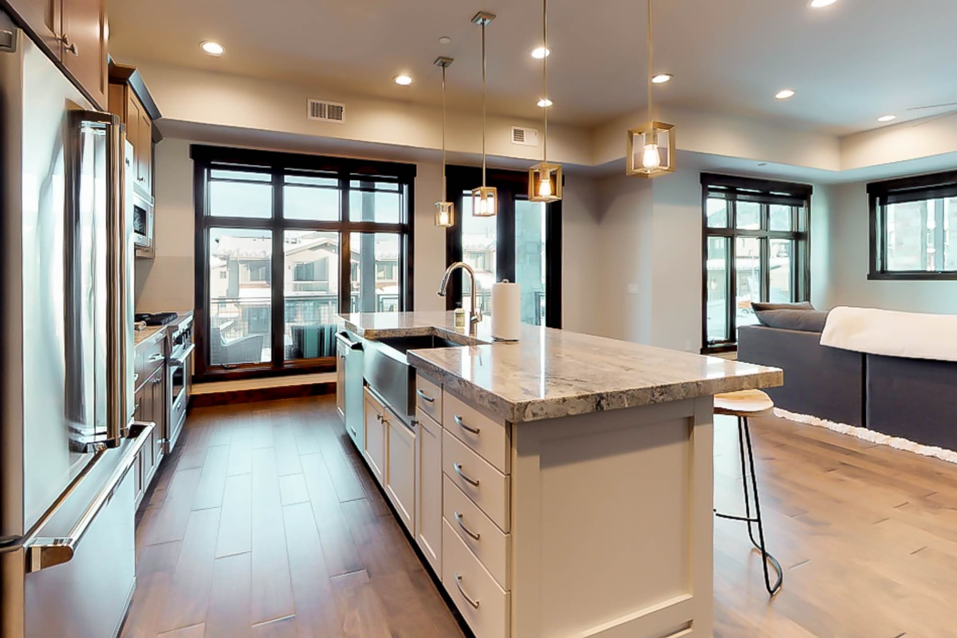 Blackstone 2G Home - Image 4