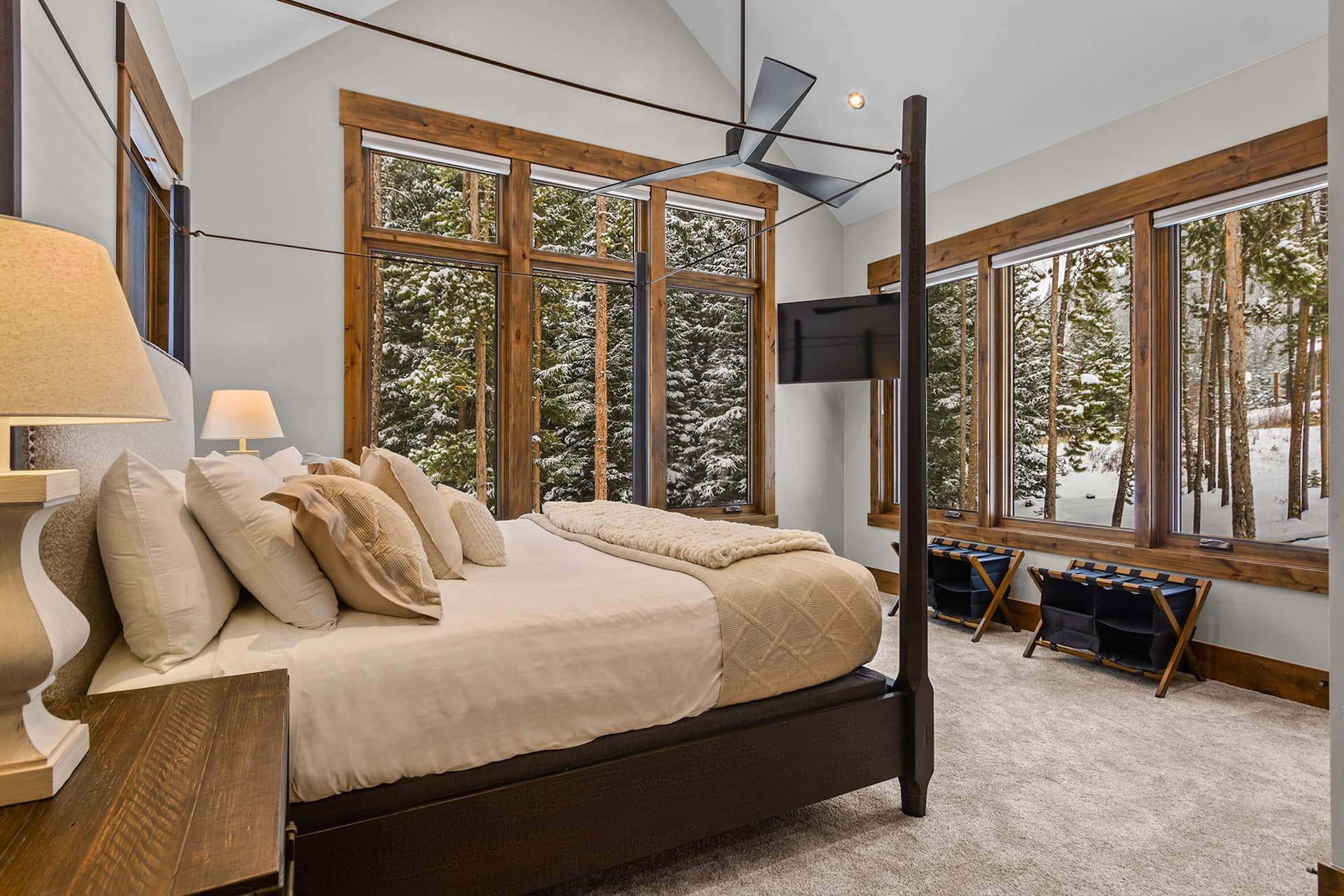 Timberline Lodge - Image 16