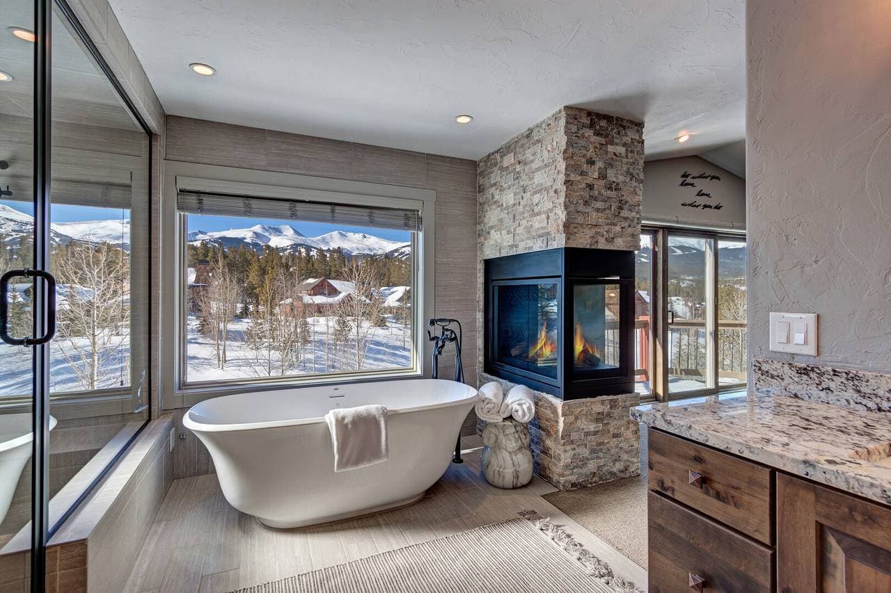 Creekside Escape - Image 18