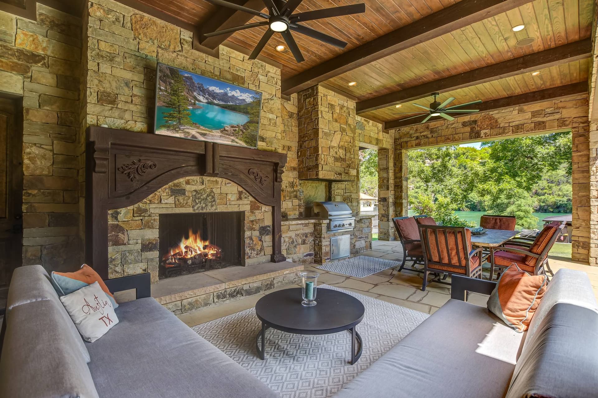 Elite on Lake Austin - Image 32