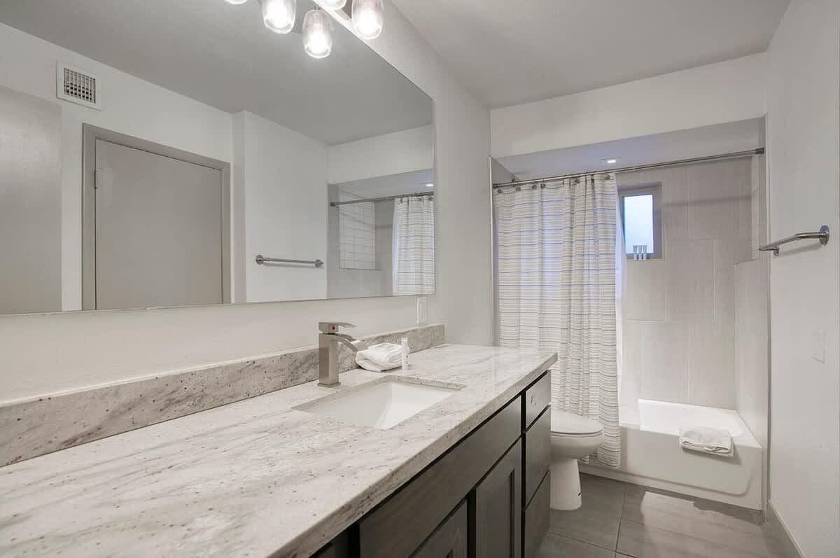 Desert Horizon - Image 50