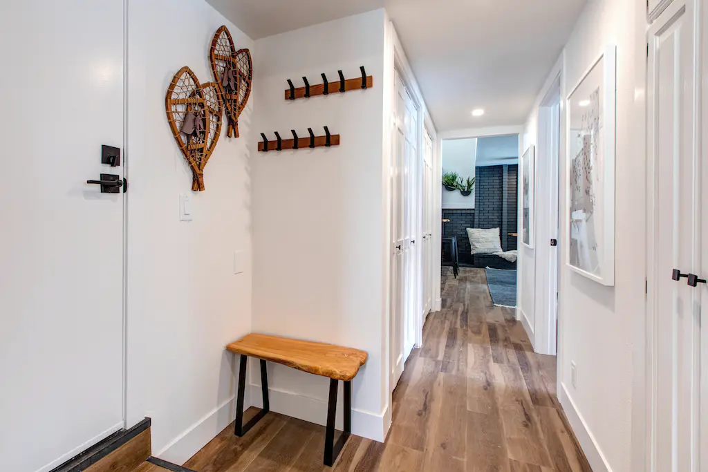 Last Run of the Day House - Image 32