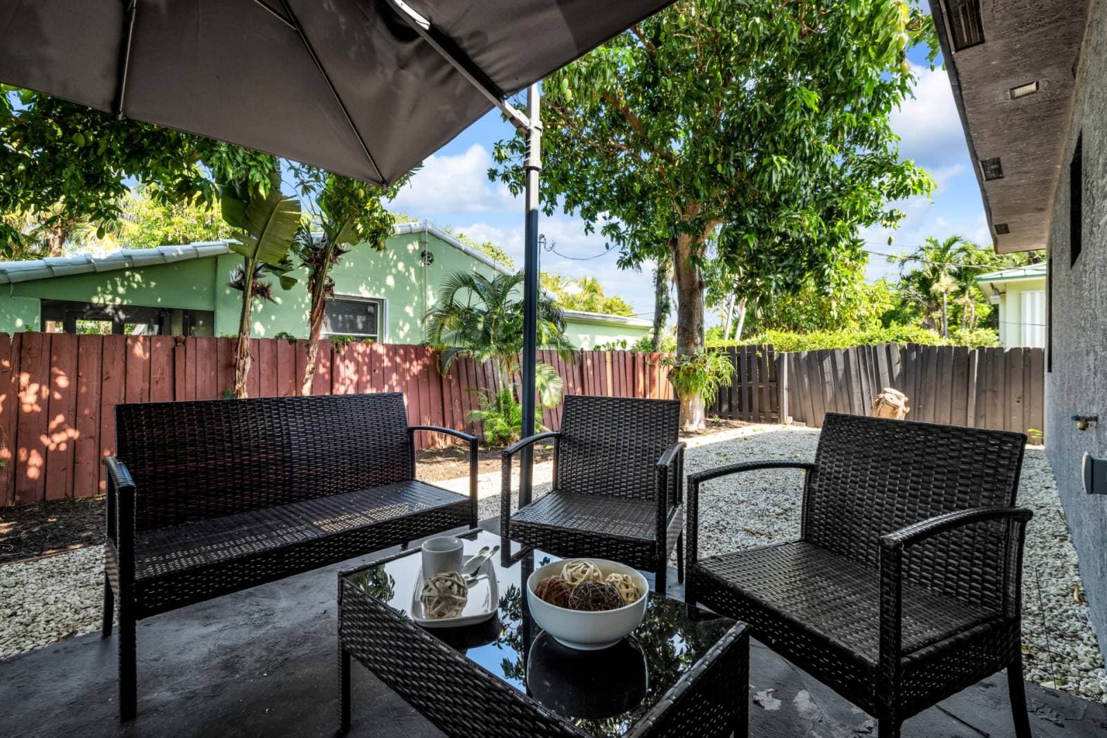 Urban Seaside - Image 14