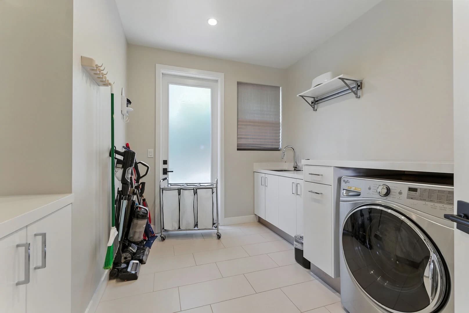 Coastal Paradise - Image 46