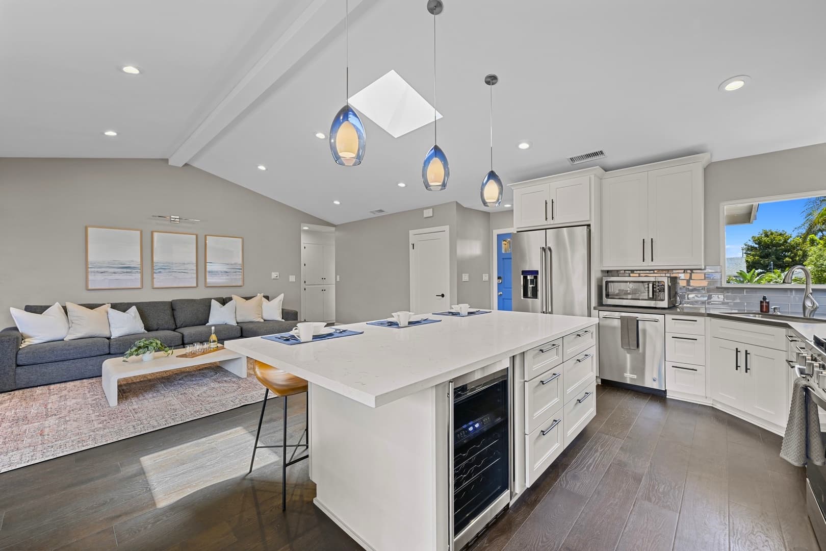 Pacific Beach Retreat - Image 11