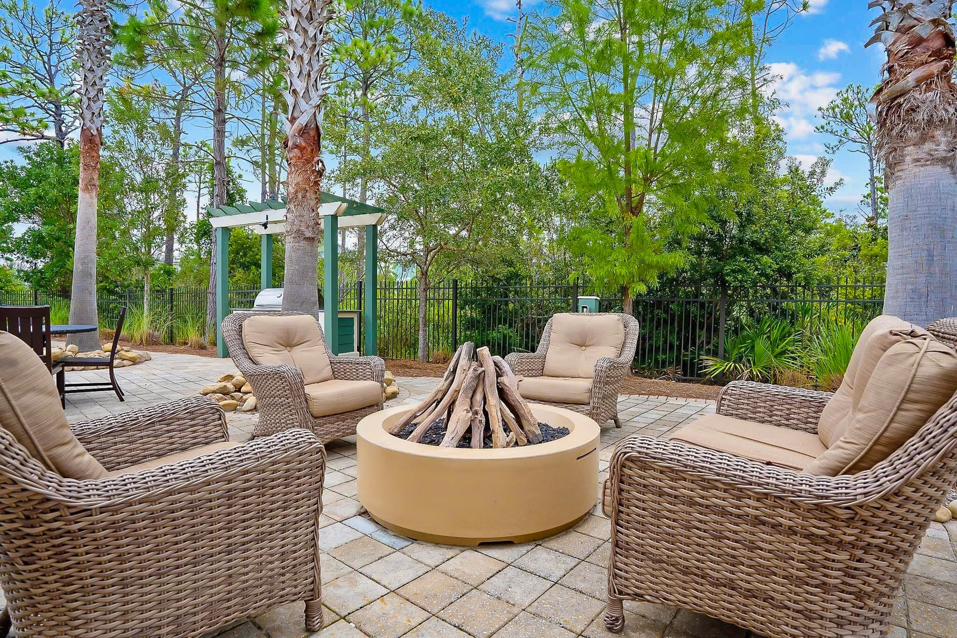 Nature Walk Beargrass House - Image 5