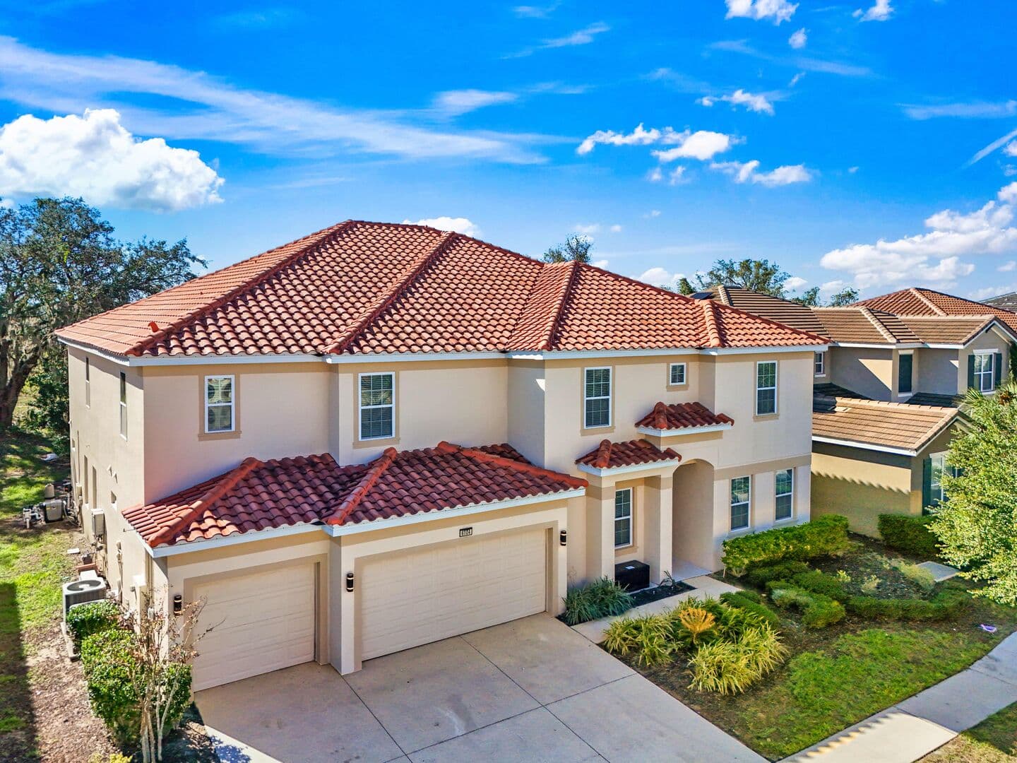 Grand View - Image 75