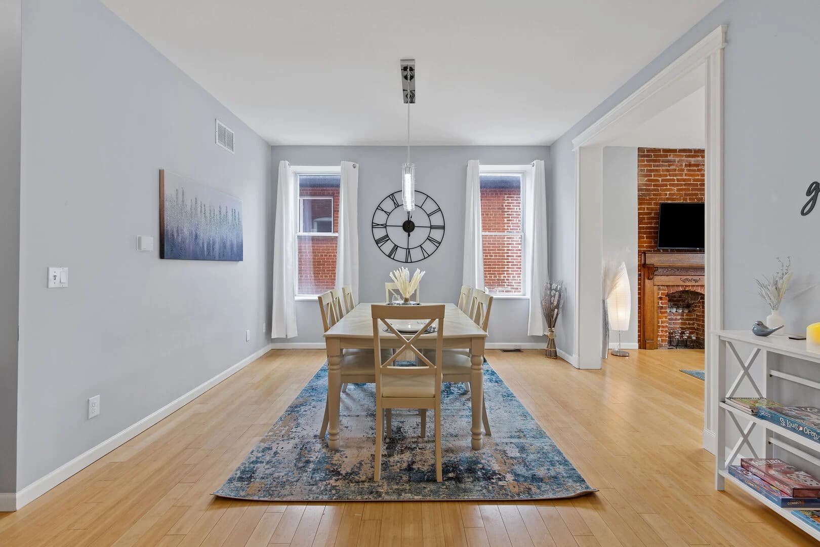 Historic Shaw - Image 8