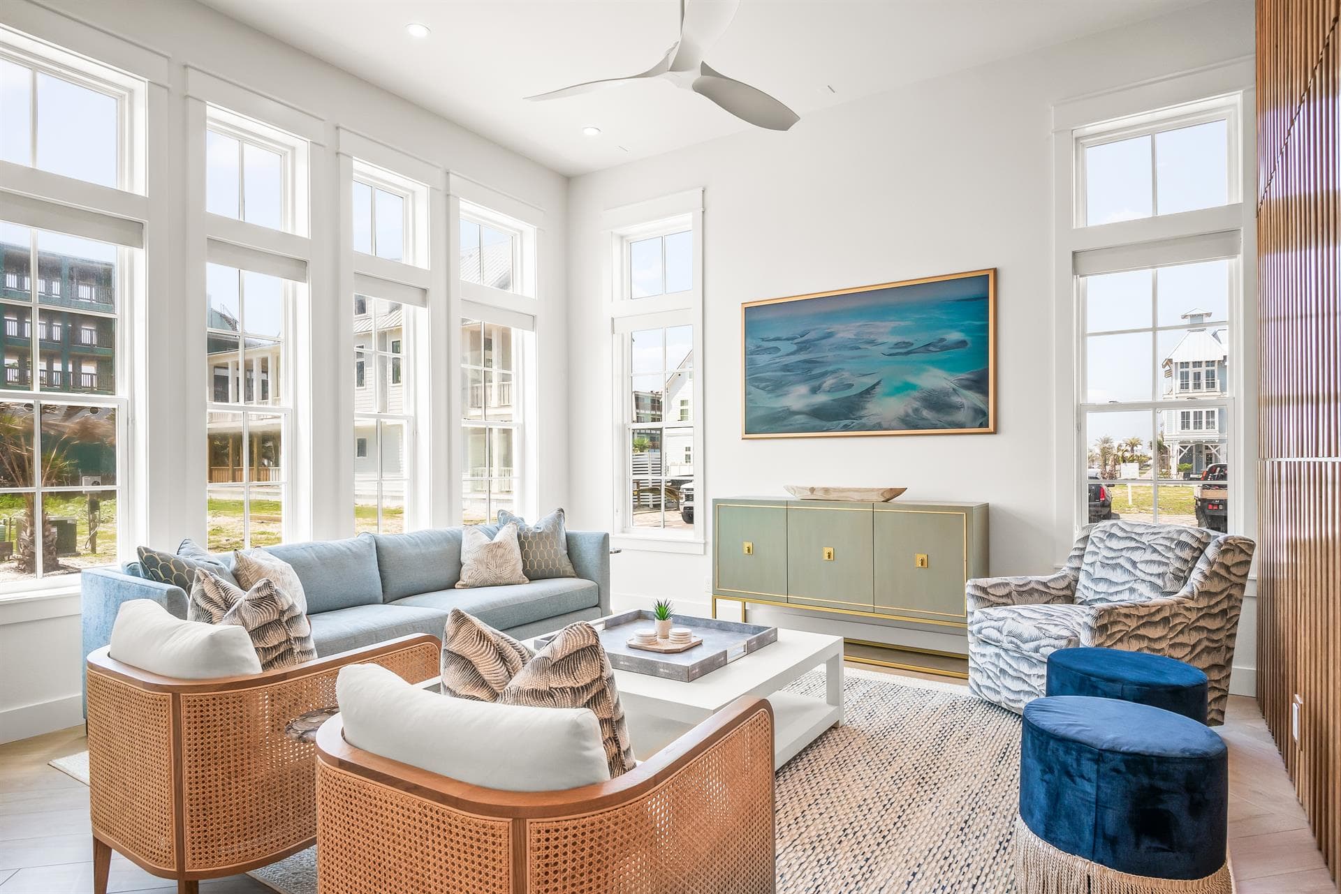 Holiday House - Image 4