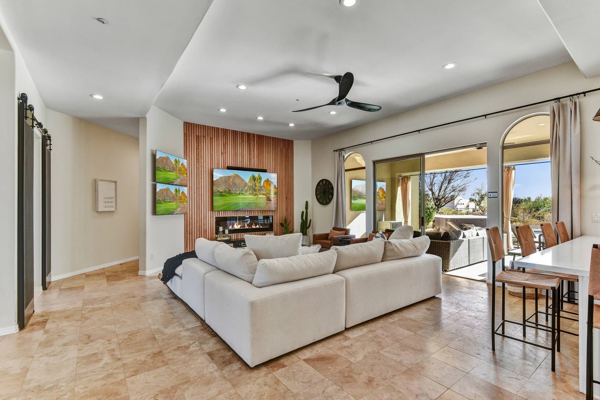 Pinnacle Peak Escape - Image 22