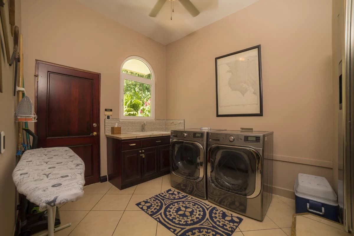 Harmon House - Image 15