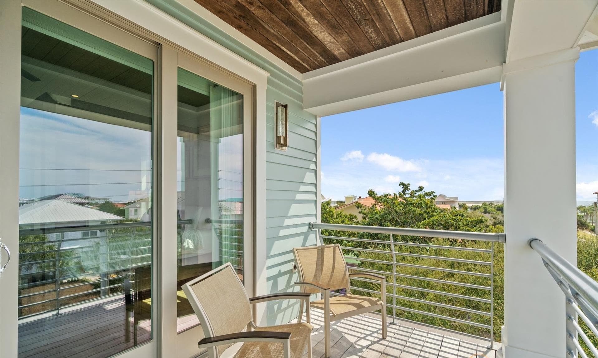 Life Aquatic Villa - Image 48