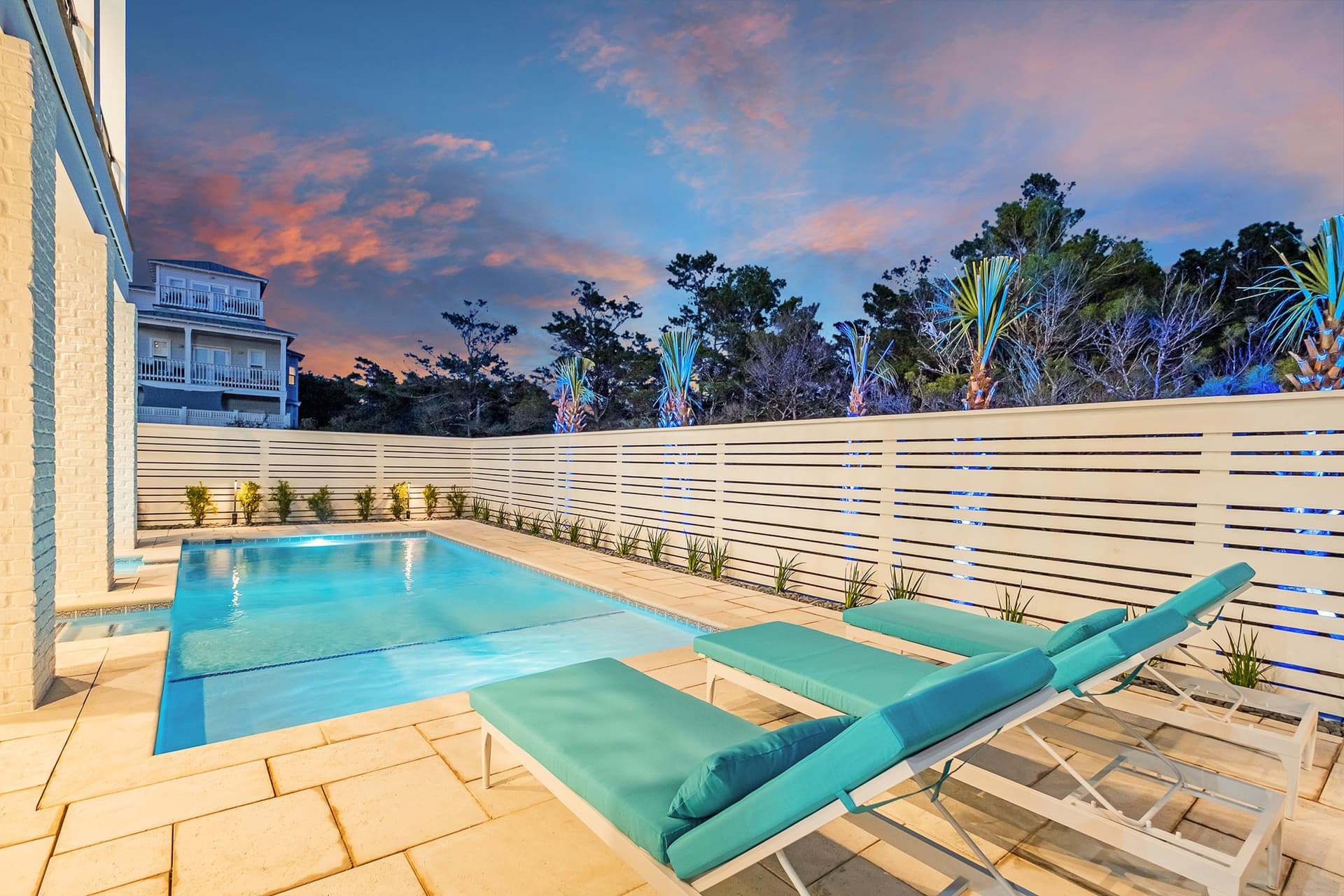 Emerald Palms - Image 56