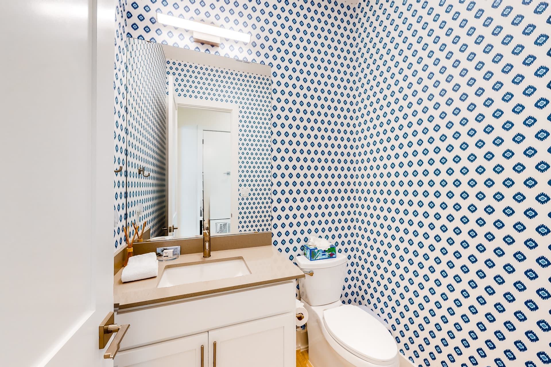 Sunshine Overtime - Image 20