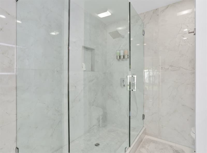 Marble Palace - Image 12