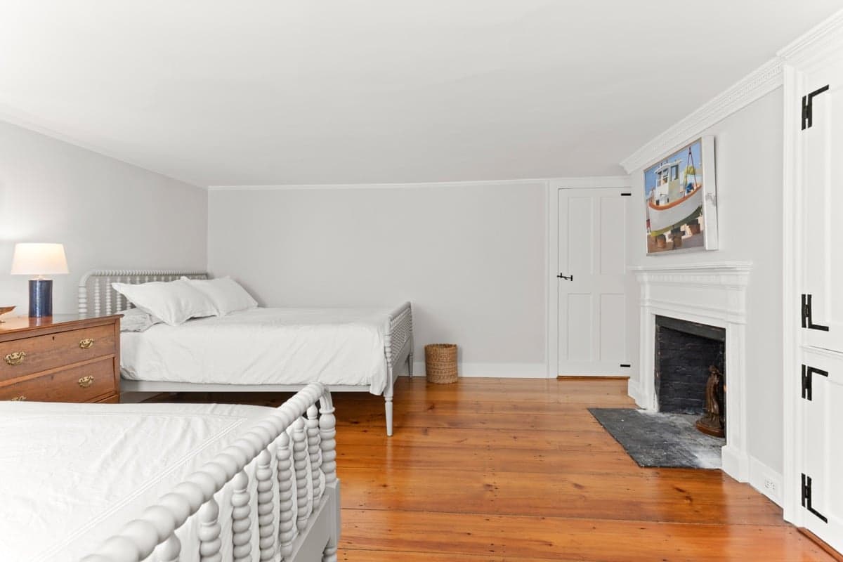 Port Manor - Image 40