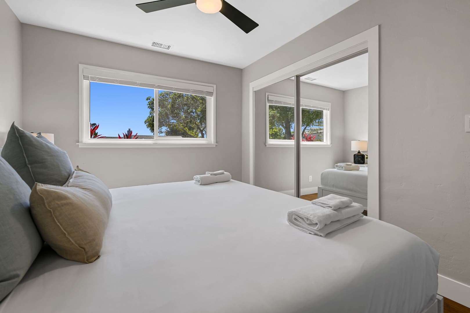 Pacific Beach Retreat - Image 22