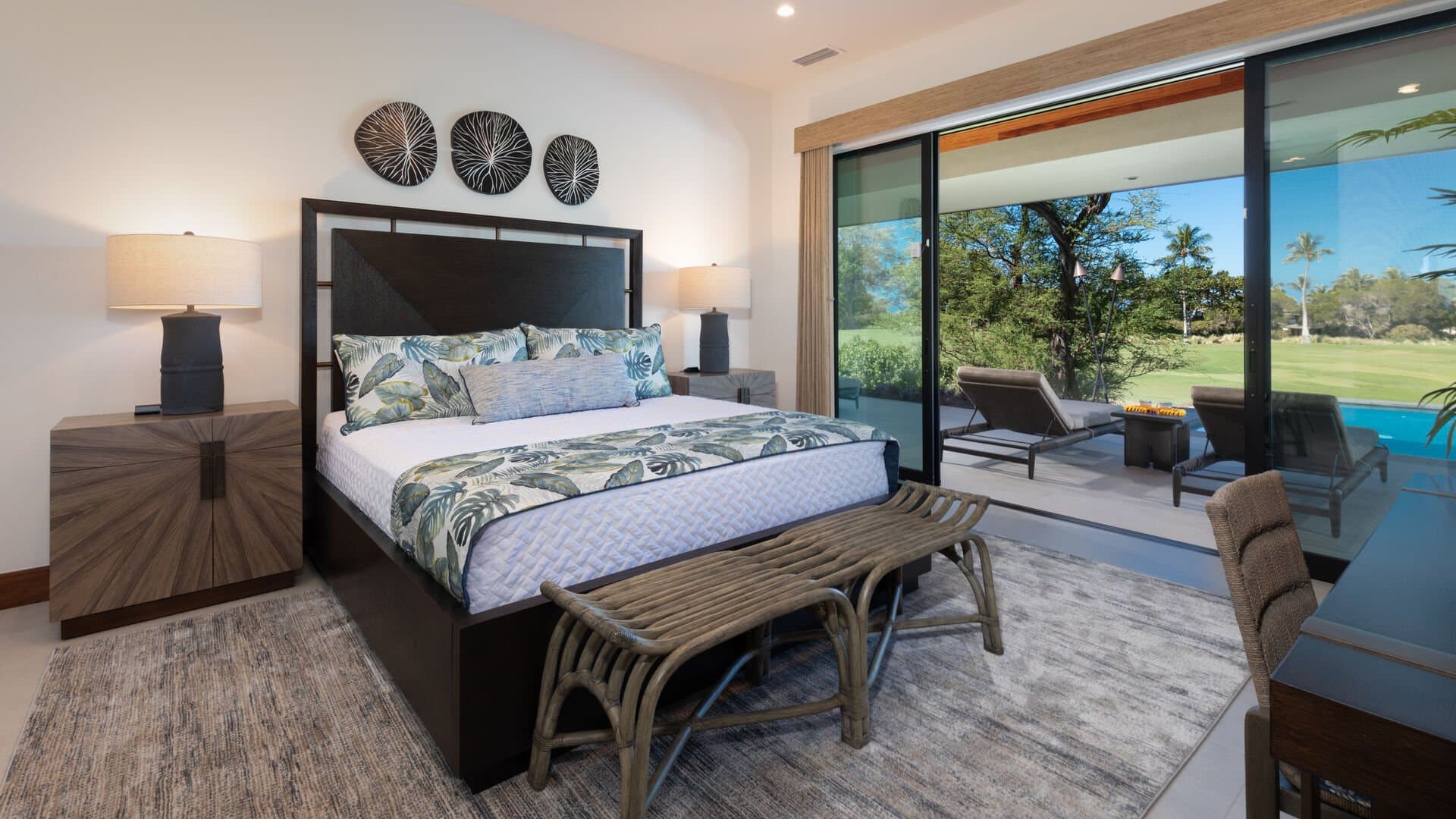 Hawaiian Elegance - Image 15