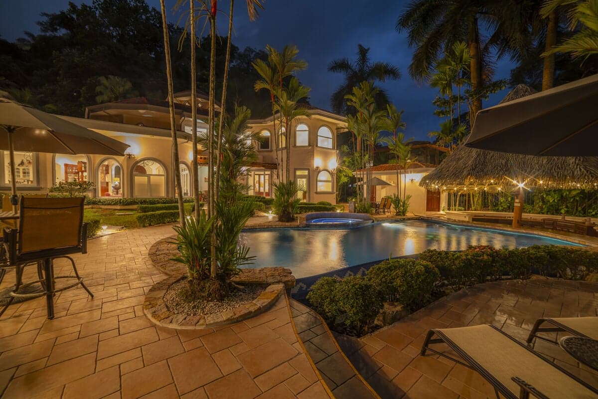 Harmon House - Image 3