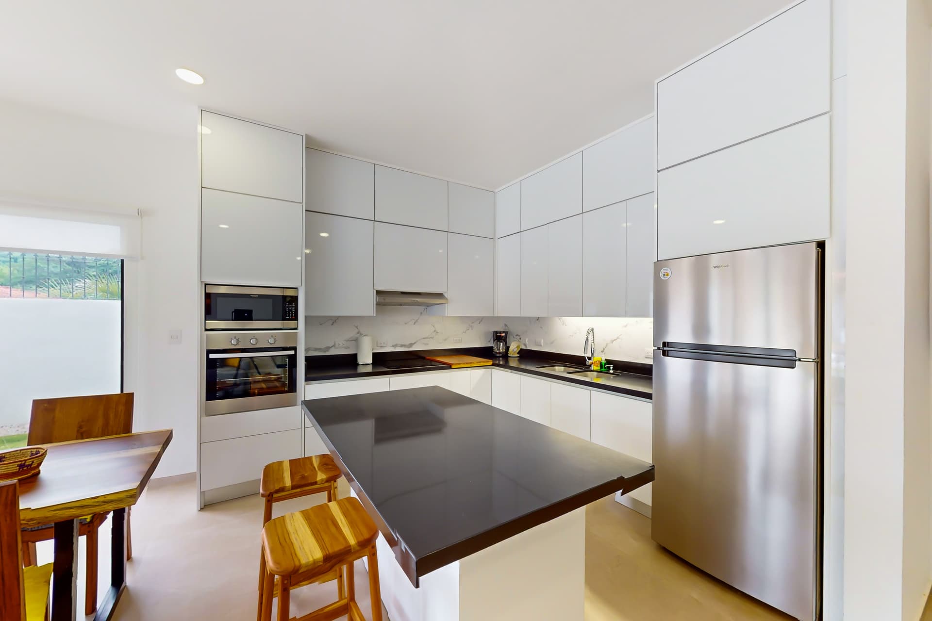 Coral Home 1 - Image 10