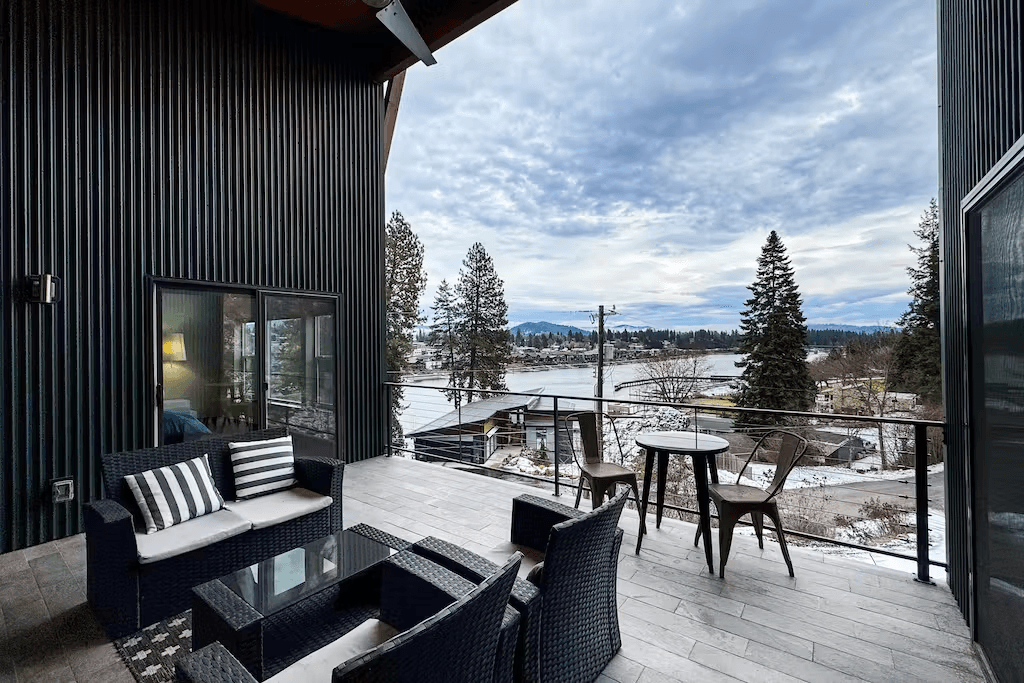 Spokane River Retreat - Image 4