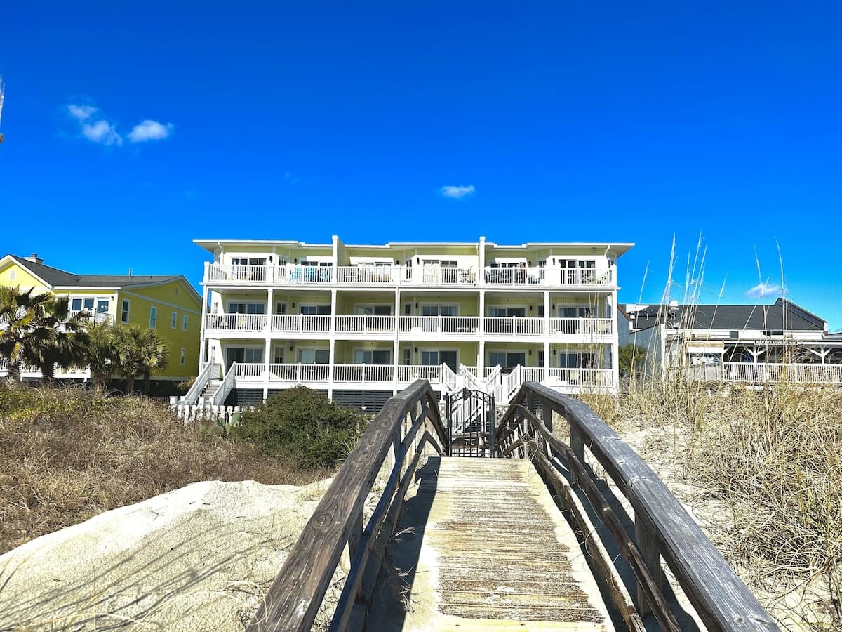 Dunescape Condo - Image 40