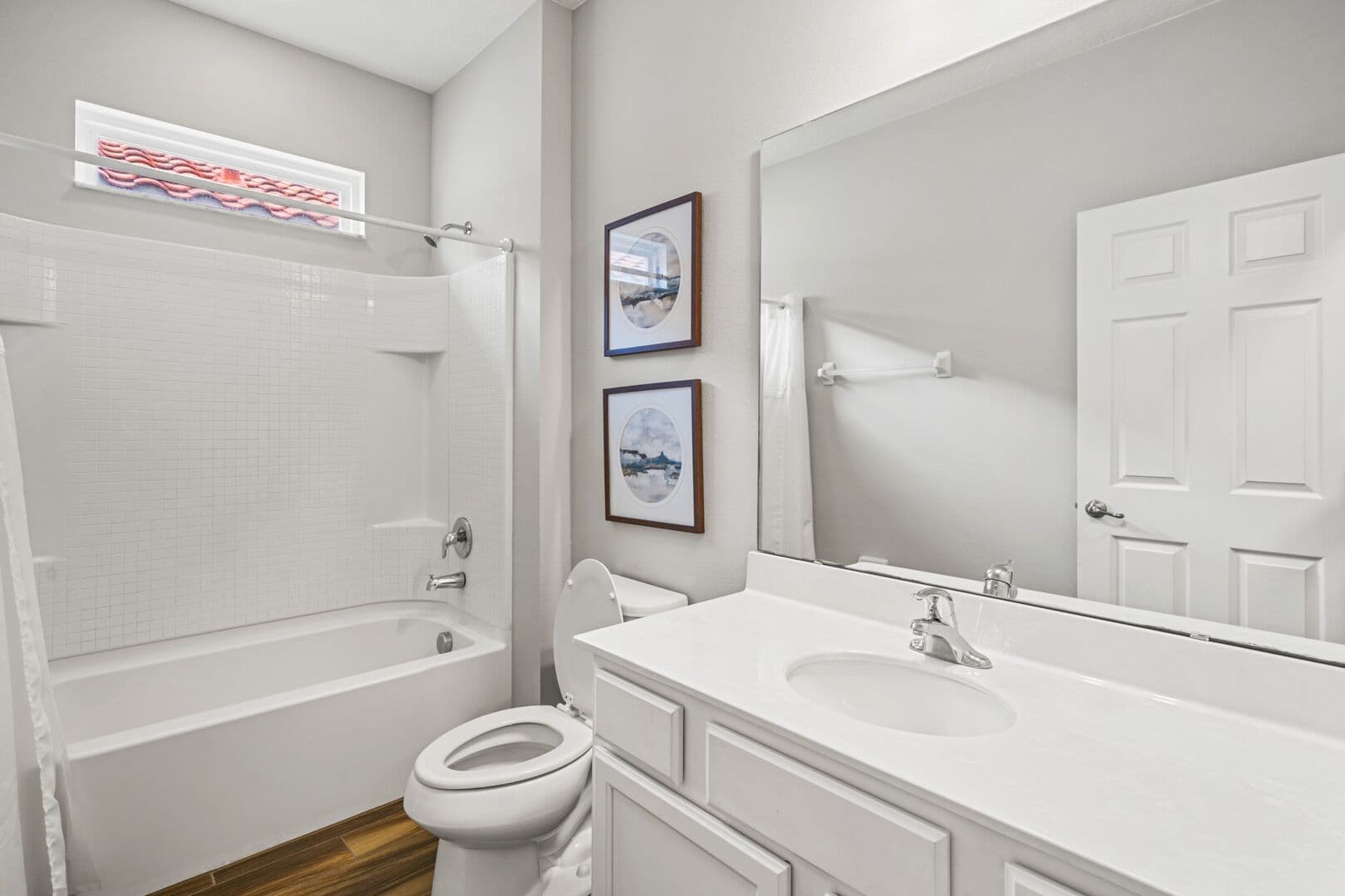 Gallery House - Image 66