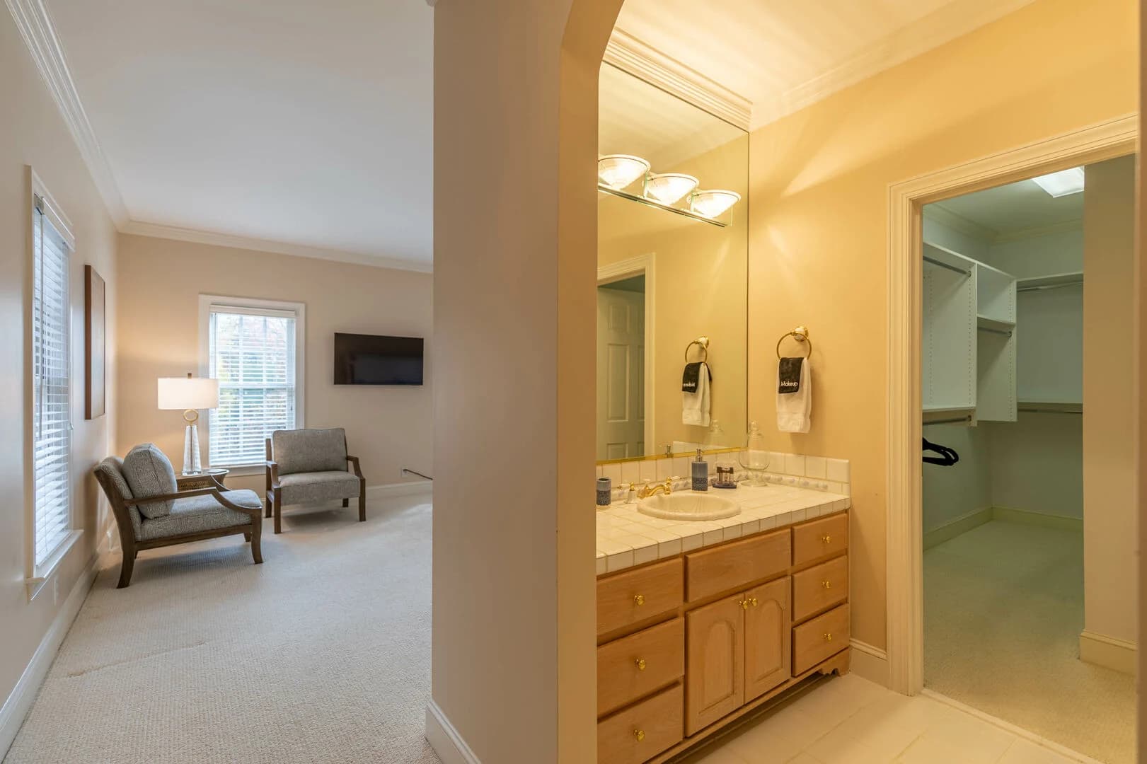 Boone Gem - Image 17