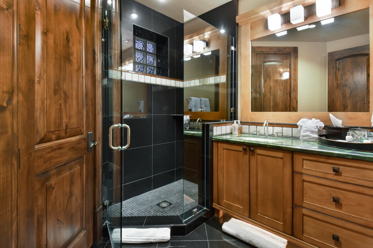 Ski Dream Home - Image 46