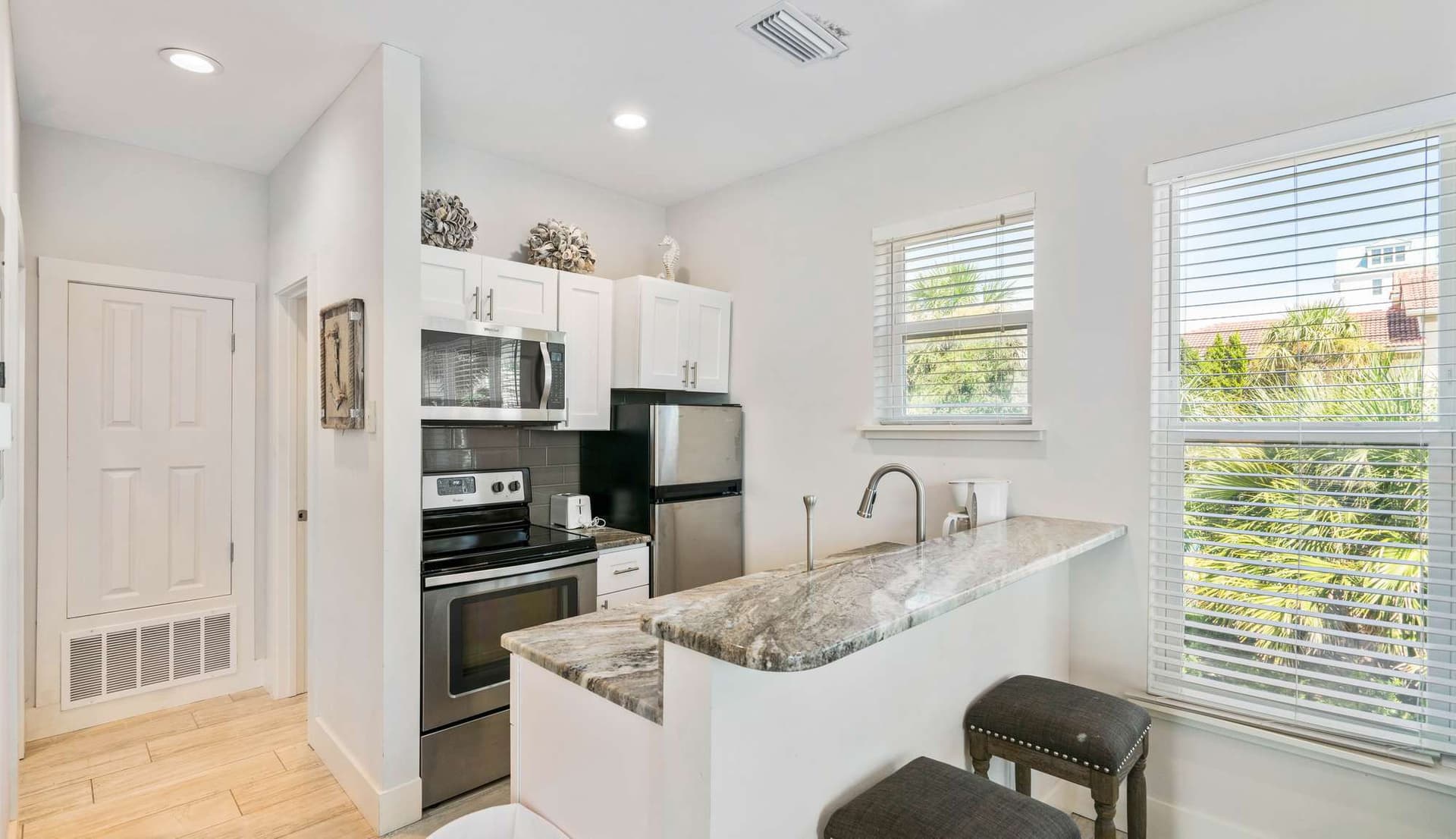 Latitudes Manor - Image 46