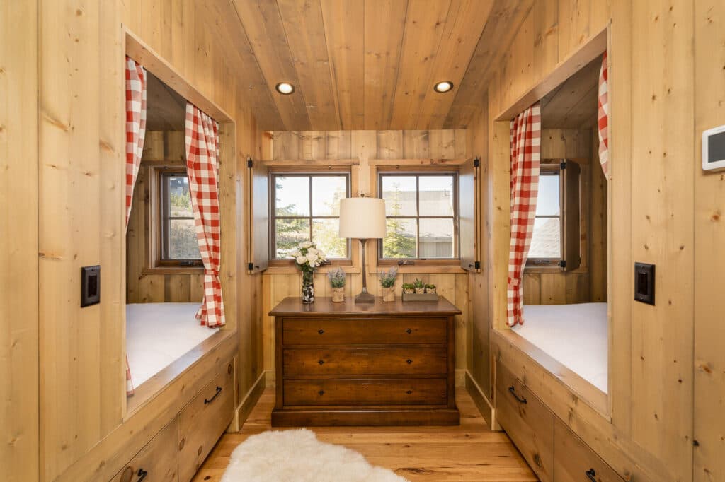 Renegade House - Image 14