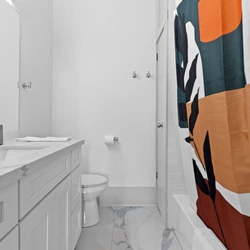 House of Vibes - Image 20