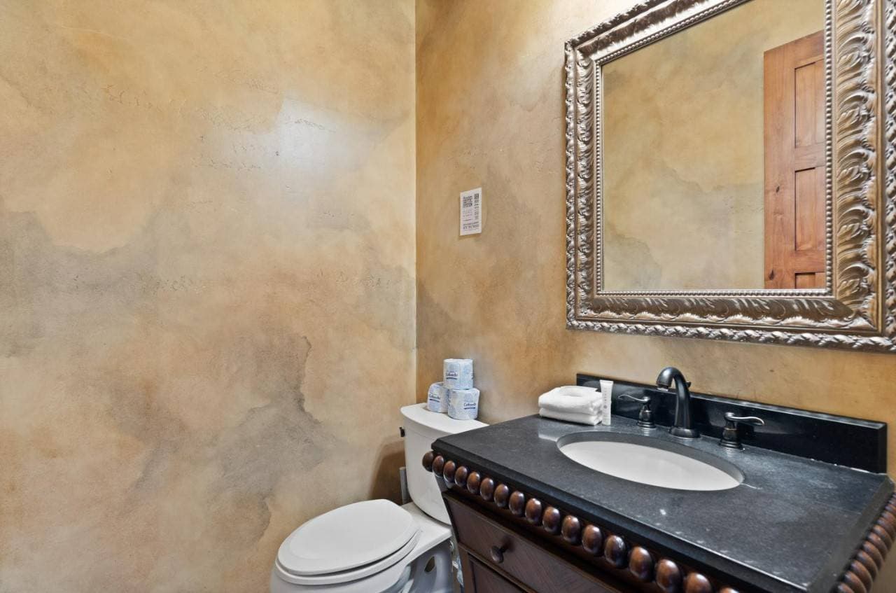 Desert Views Estate - Image 34